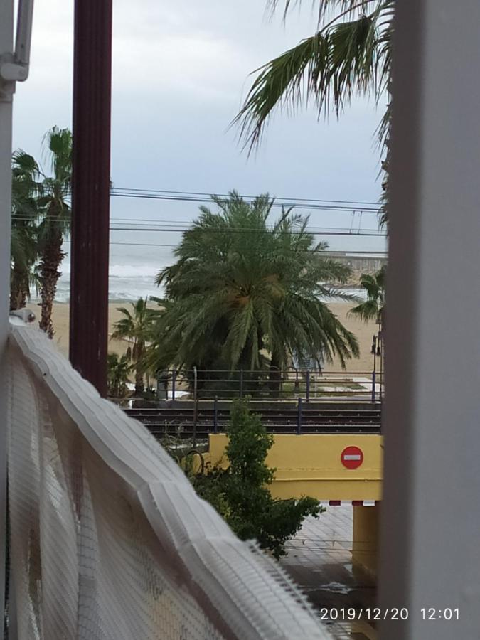 Roda de Bará Encantador Apartamento Frente A La Playa De Bara מראה חיצוני תמונה