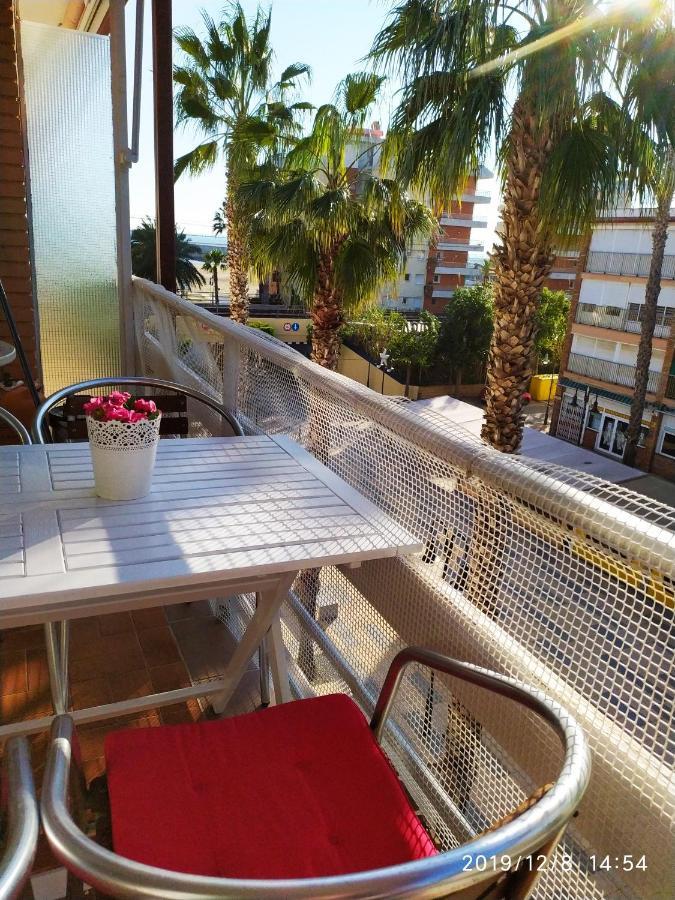 Roda de Bará Encantador Apartamento Frente A La Playa De Bara מראה חיצוני תמונה
