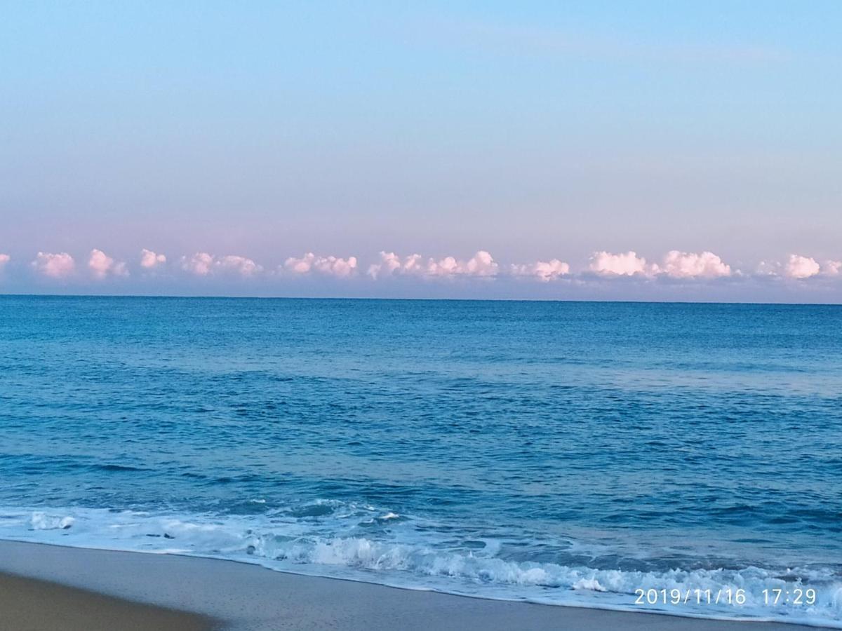 Roda de Bará Encantador Apartamento Frente A La Playa De Bara מראה חיצוני תמונה