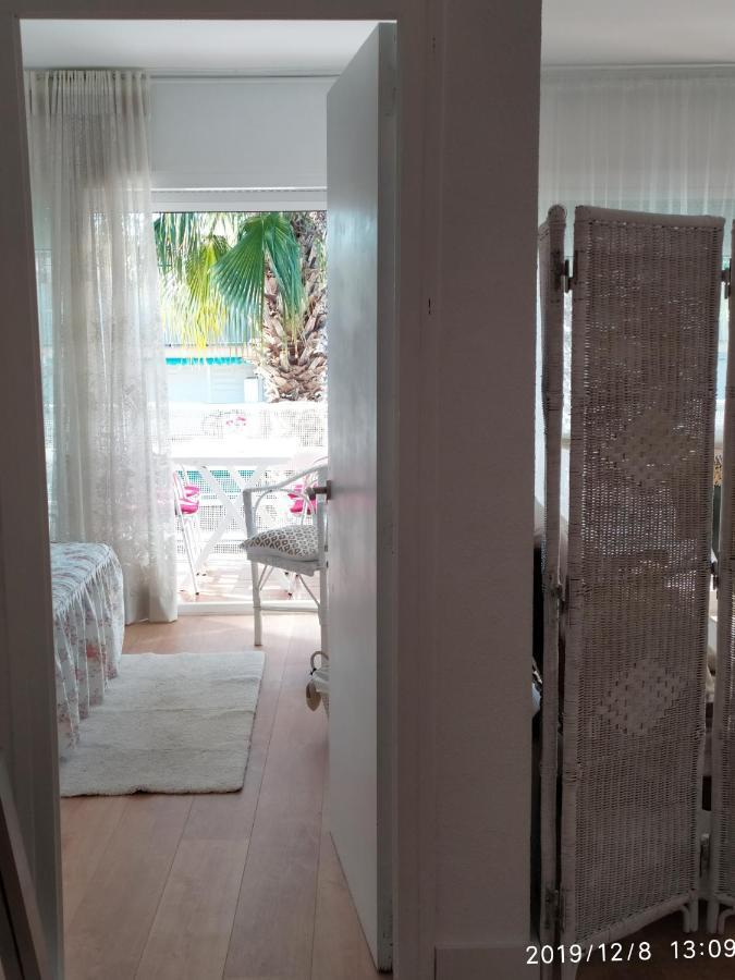 Roda de Bará Encantador Apartamento Frente A La Playa De Bara מראה חיצוני תמונה